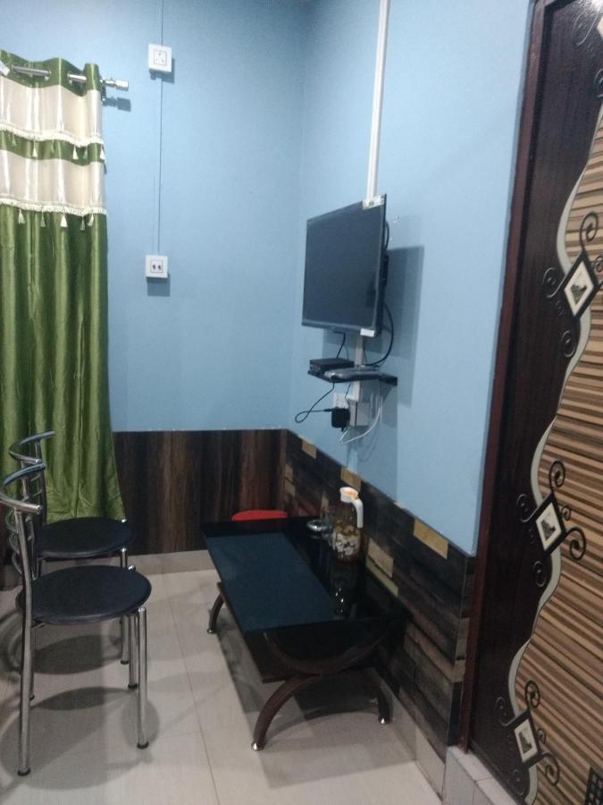 Woodland Lodge And Restaurant Guwahati Eksteriør billede