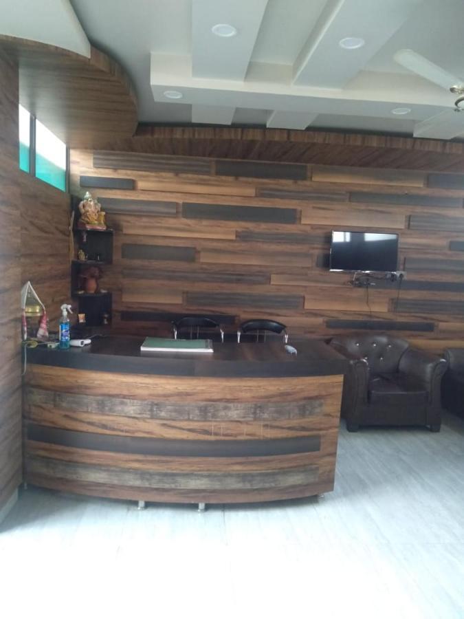 Woodland Lodge And Restaurant Guwahati Eksteriør billede