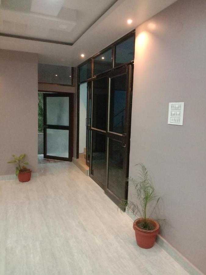 Woodland Lodge And Restaurant Guwahati Eksteriør billede